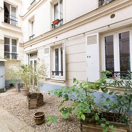 Bed and Breakfast Coup De Coeur A Montmartre París Exterior foto