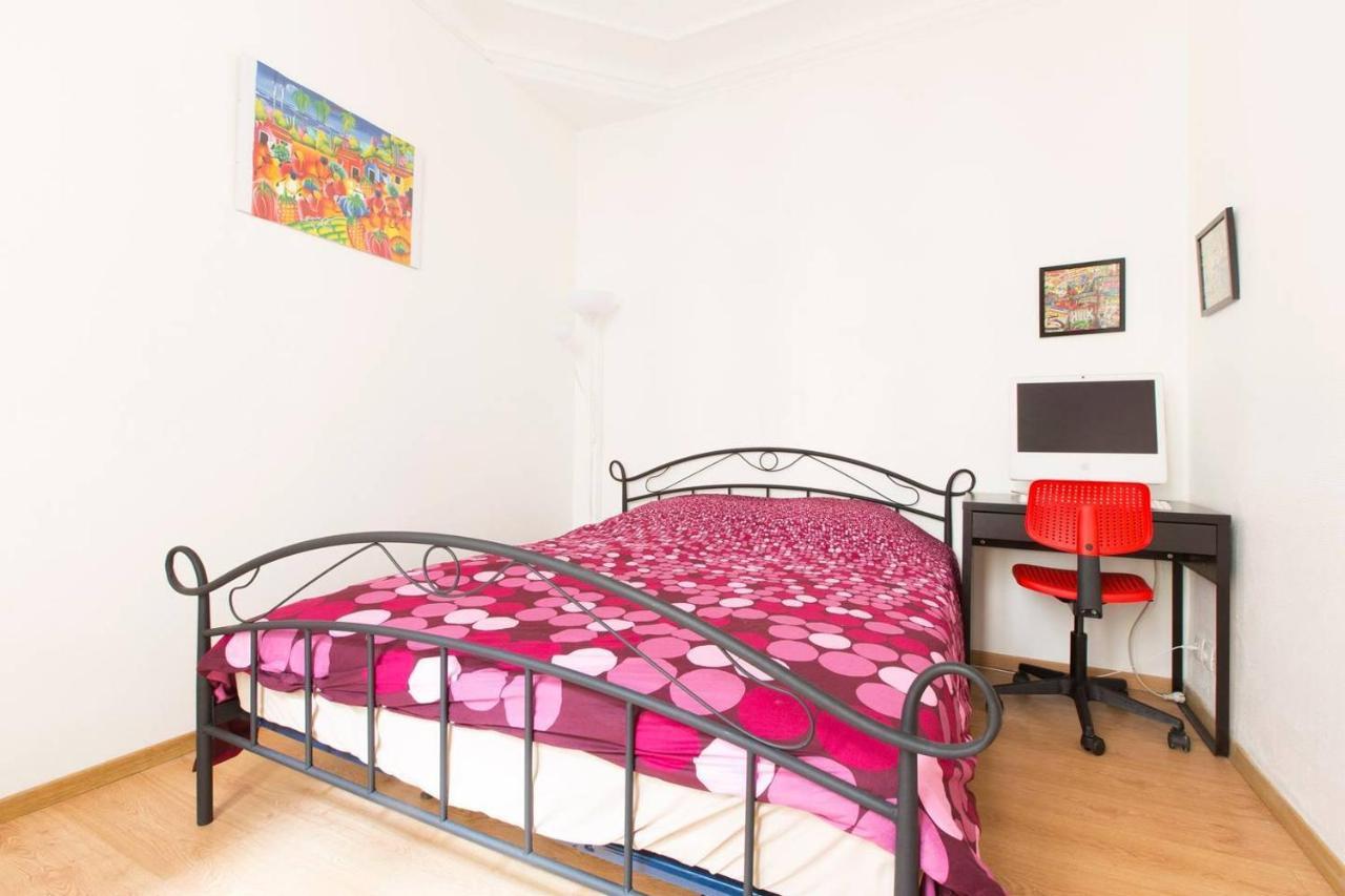 Bed and Breakfast Coup De Coeur A Montmartre París Exterior foto
